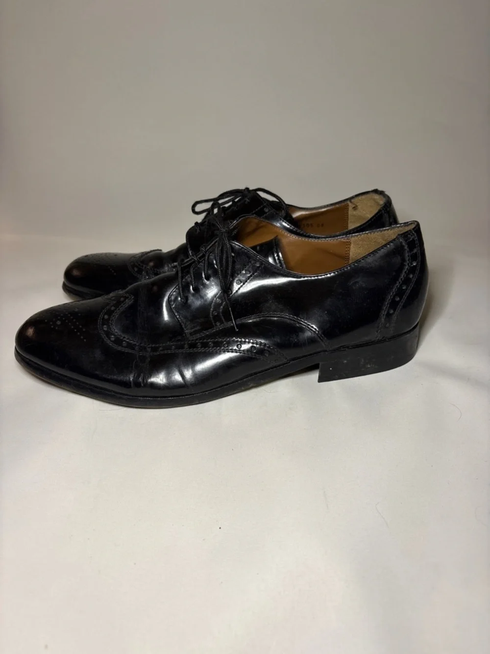 Florsheim Brookside Wingtip Oxfords (Model 11231-001) Size 11